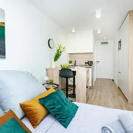 Апартаменты Grzybowska 30 Yellow - Better Варшава