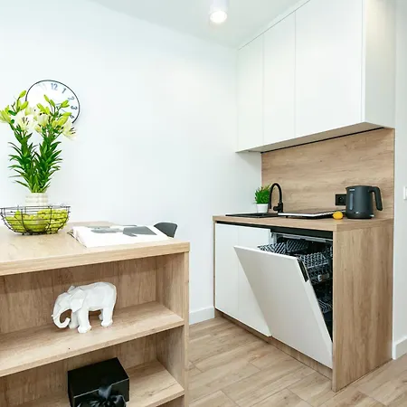 Апартаменты Grzybowska 30 Yellow - Better